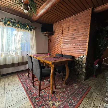 بيت للعطل Kotedzh Smereka *