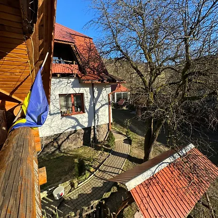 Kotedzh Smereka بيت للعطل